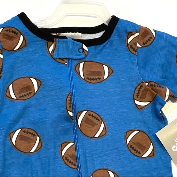 GERBER Onesie Baby Bodysuit Footballs SIZE NEWBORN 3-6M Blue Sleep & Play NWT - Picture 5 of 10